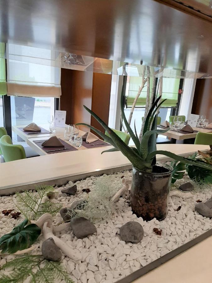 Kyriad Hotel Nevers Centre Ngoại thất bức ảnh