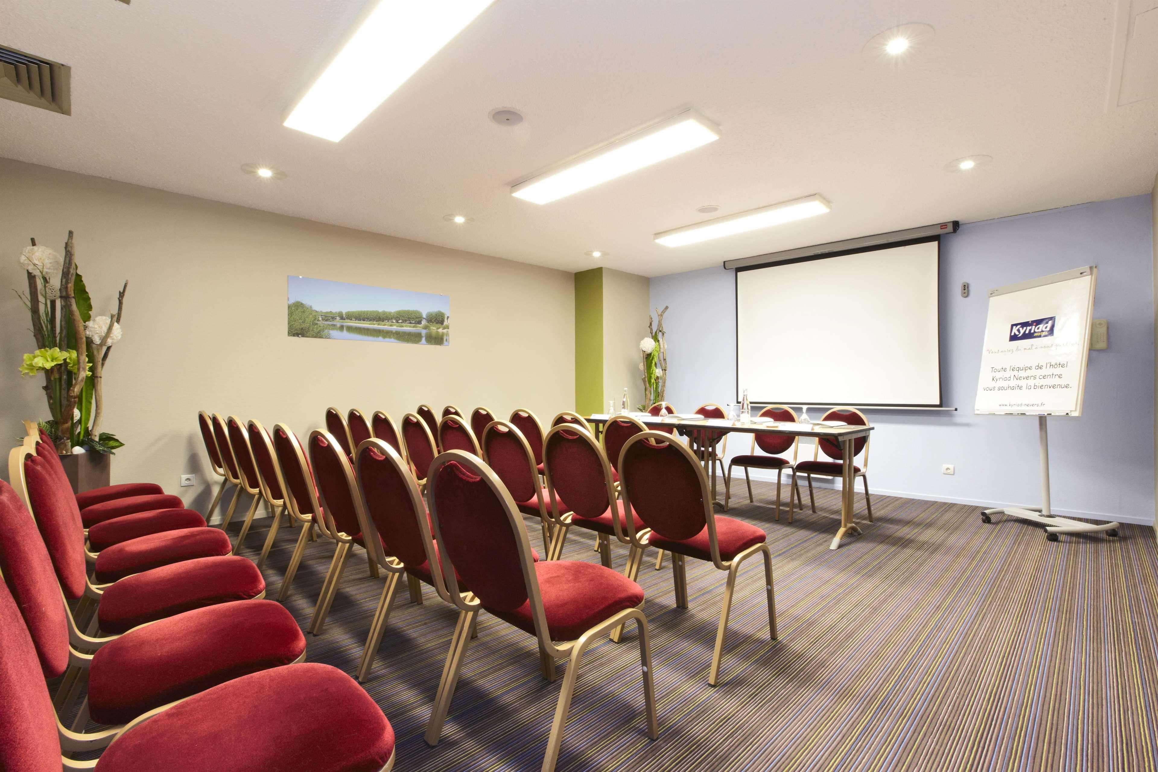 Kyriad Hotel Nevers Centre Ngoại thất bức ảnh
