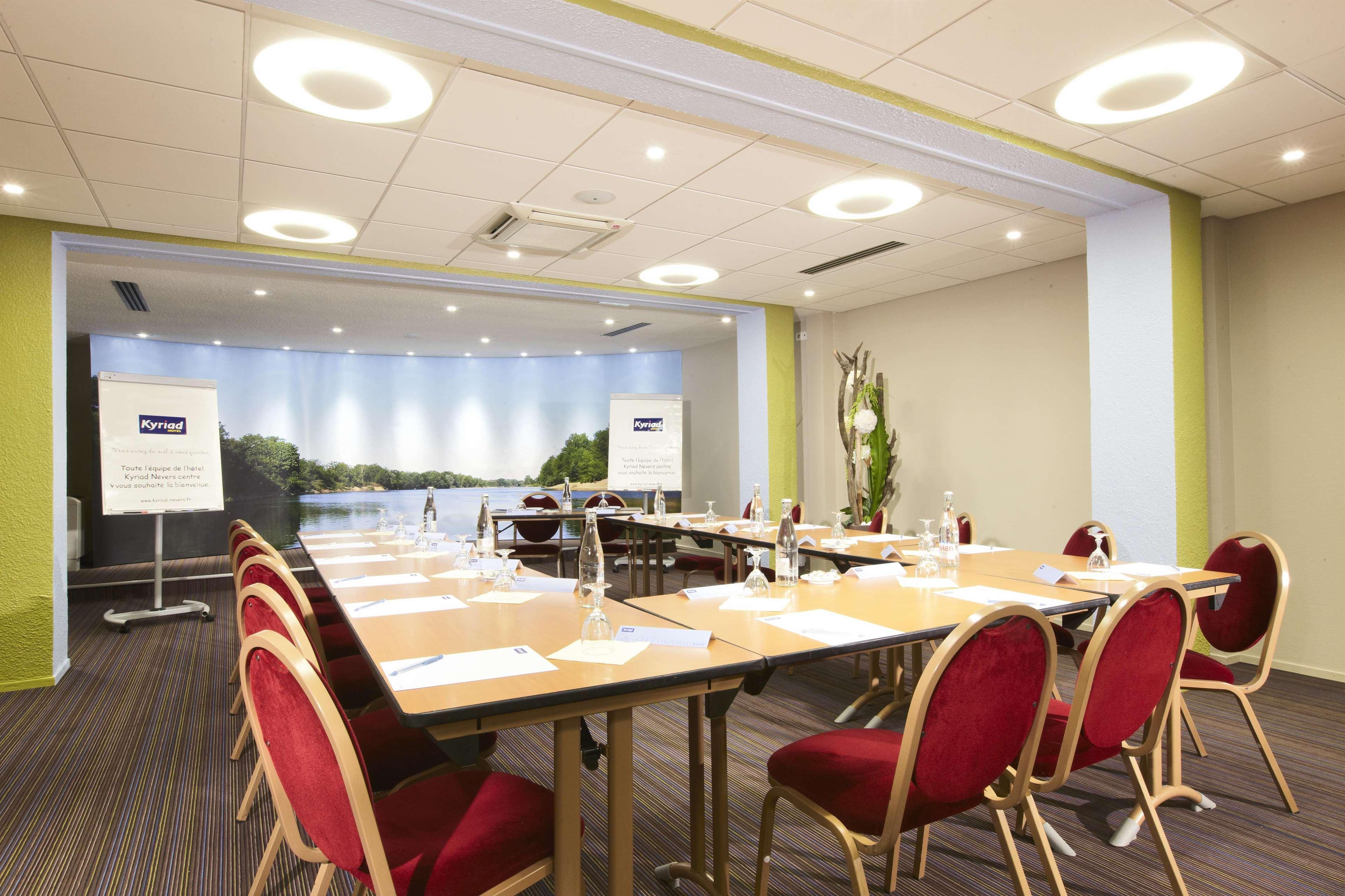 Kyriad Hotel Nevers Centre Ngoại thất bức ảnh